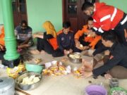 Relawan Patungan Buka Dapur Umum Korban Banjir Desa Bulak