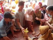 Operasi Pasar Minyak Goreng Diserbu Pedagang