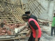 Gegara Cuaca Bangunan Dua Lantai Ruang Kelas SMA N 01 Bawang Ambruk
